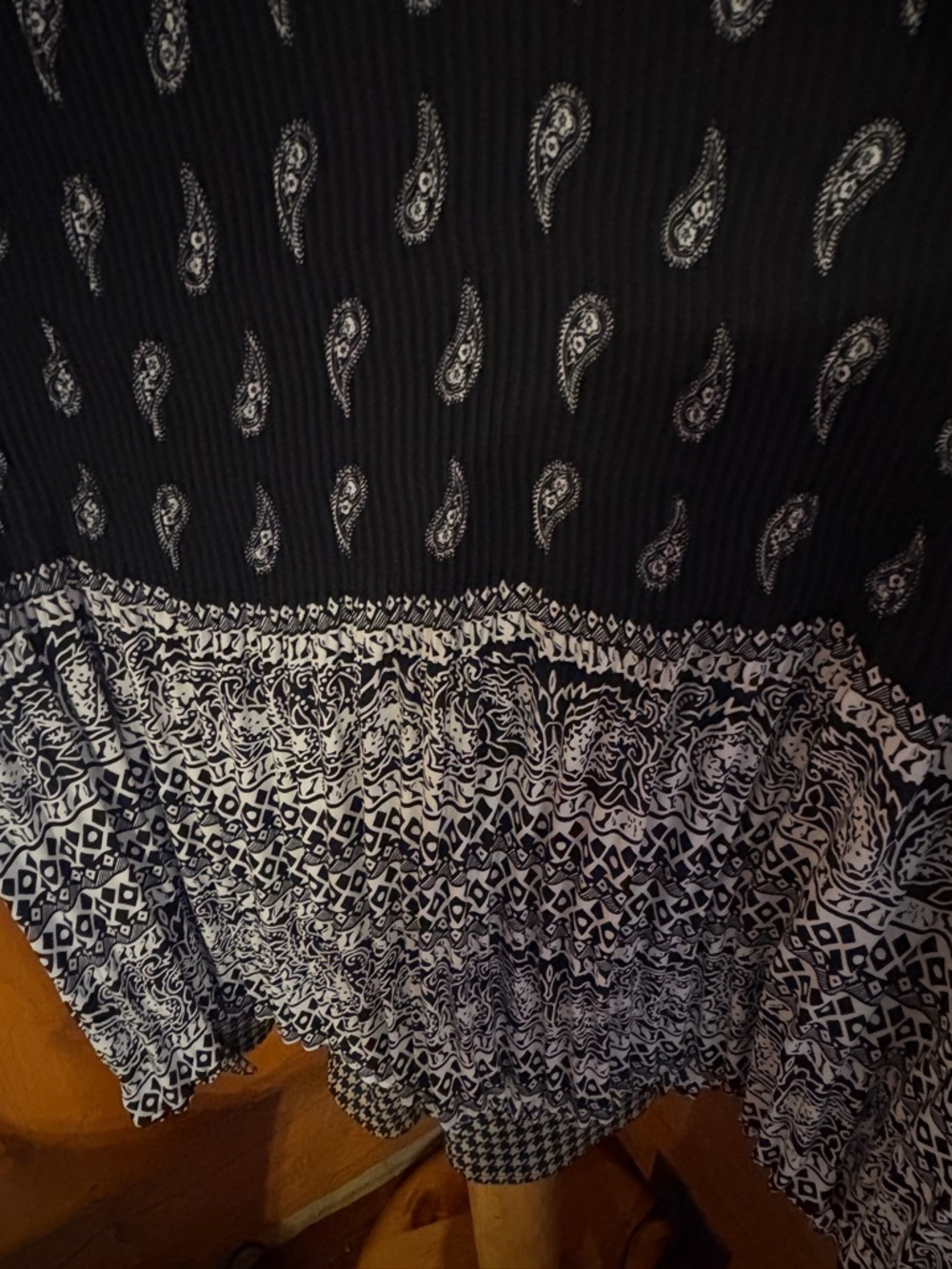 Kim Rodger’s 2x pleated top - Picture 3 of 5
